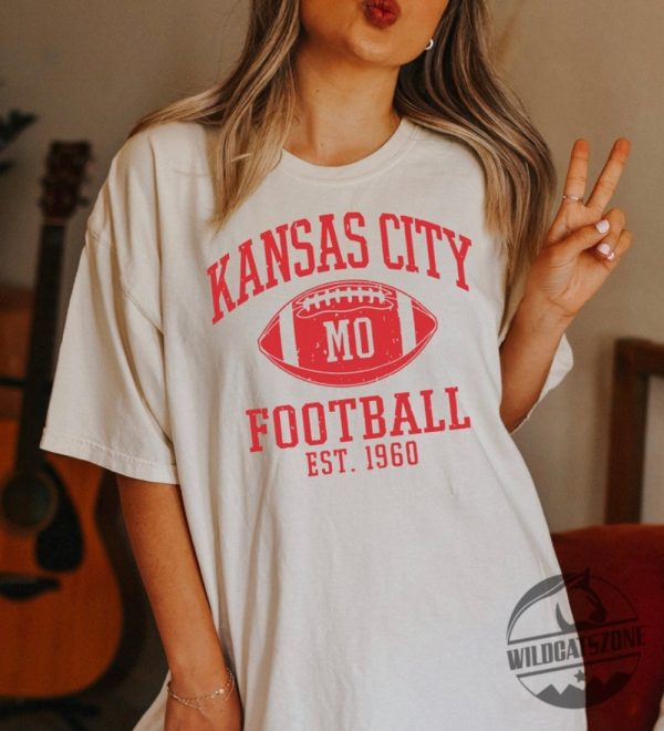 Kansas City Chiefs Tshirt Hoodie Sweatshirt Tee Gift For Him Her Retro Crewneck Pullover Unique wildcatszone 1