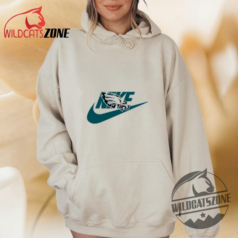 Nike Logo Philadelphia Eagles T Shirt Hoodie Birthday Gift 10 Nike Logo Philadelphia Eagles T Shirt Hoodie Birthday Gift