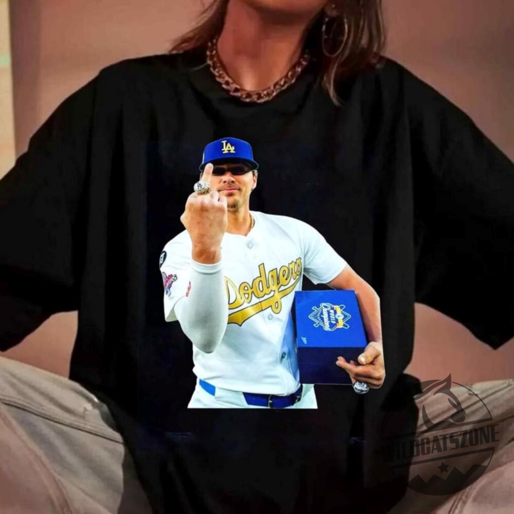 Kiké Hernandez Dodgers Are We Live Shirt Sweatshirt Game Day Holiday Baseball Shirts 7 Kiké Hernandez Dodgers Are We Live Shirt Sweatshirt Game Day Holiday Baseball Shirts